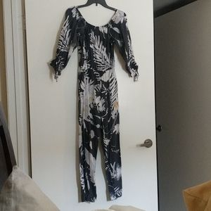 Tropical 3/4 Sleeve Off-Shoulder Linen Jumpsuit